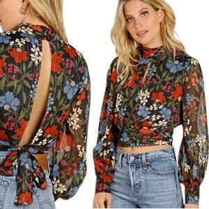 ASTR the Label Dark Floral Cropped Blouse Top Sz.M Multi Open Back Romantic